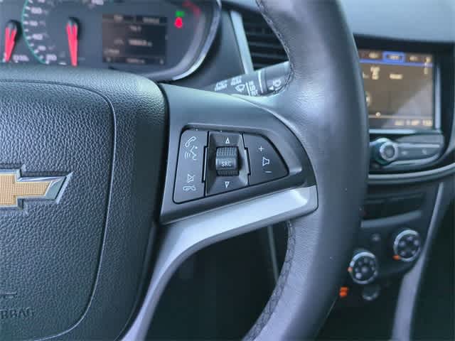 Thumbnail: 2018 Chevrolet Trax - 25
