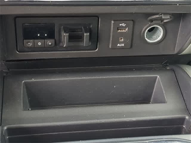 Thumbnail: 2018 Nissan Titan - 32