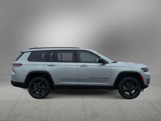 Thumbnail: 2025 Jeep Grand Cherokee L - 9