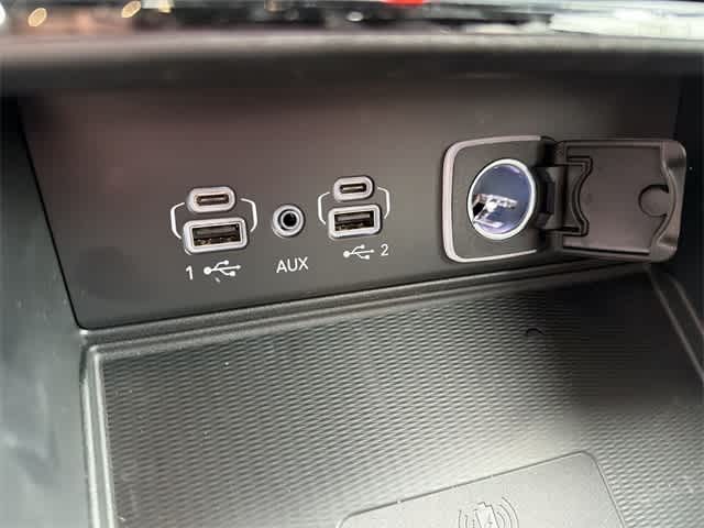 Thumbnail: 2025 Jeep Grand Cherokee L - 34