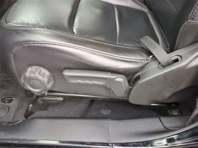 Thumbnail: 2019 Jeep Wrangler - 17