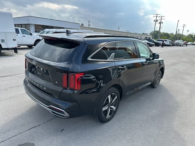 Thumbnail: 2021 Kia Sorento - 21