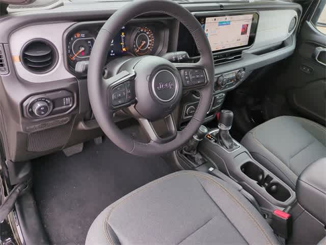 Thumbnail: 2025 Jeep Gladiator - 10