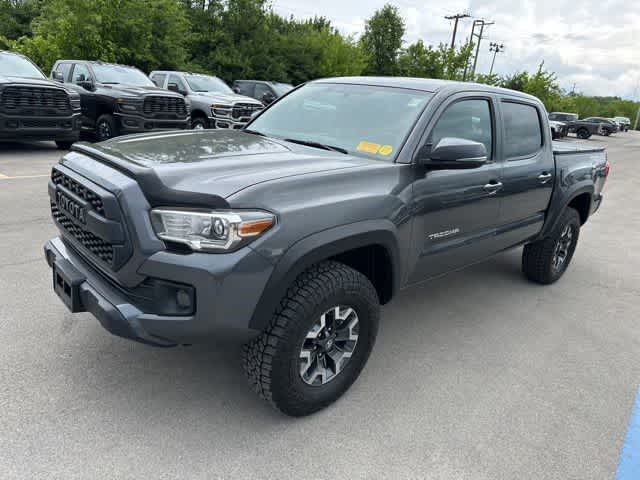 Thumbnail: 2017 Toyota Tacoma - 2