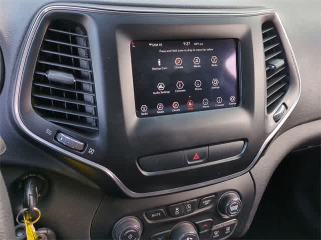 Thumbnail: 2019 Jeep Cherokee - 28