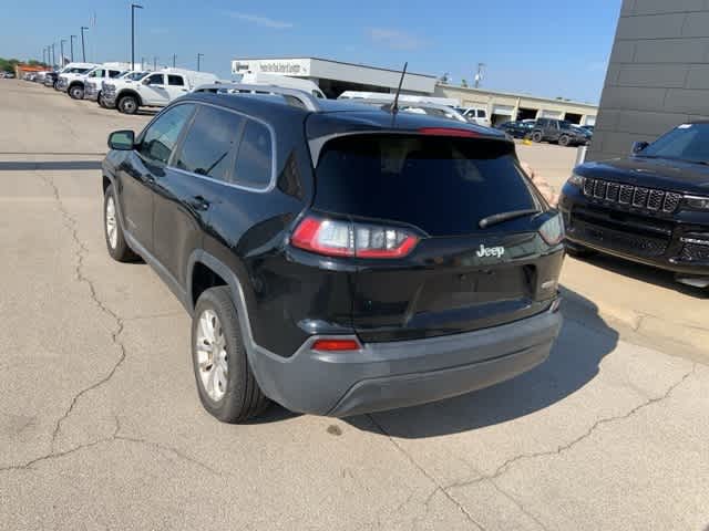 Thumbnail: 2019 Jeep Cherokee - 17