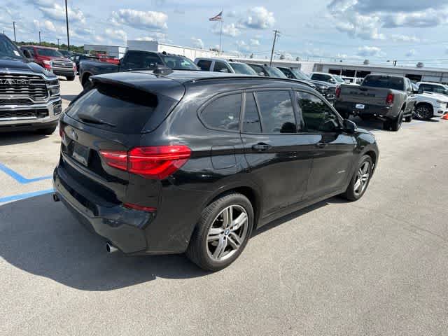 Thumbnail: 2016 BMW X1 - 23