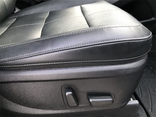 Thumbnail: 2022 Kia Telluride - 35