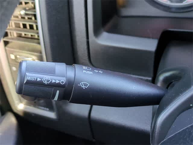 Thumbnail: 2022 RAM 1500 Classic - 25