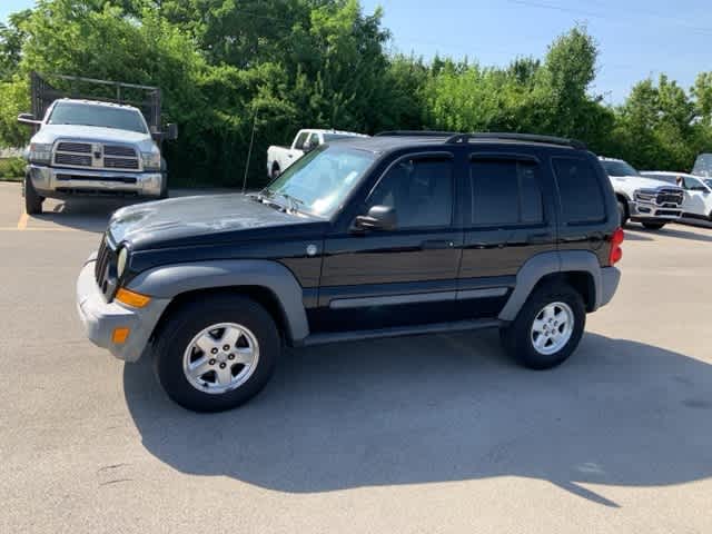 Thumbnail: 2005 Jeep Liberty - 10