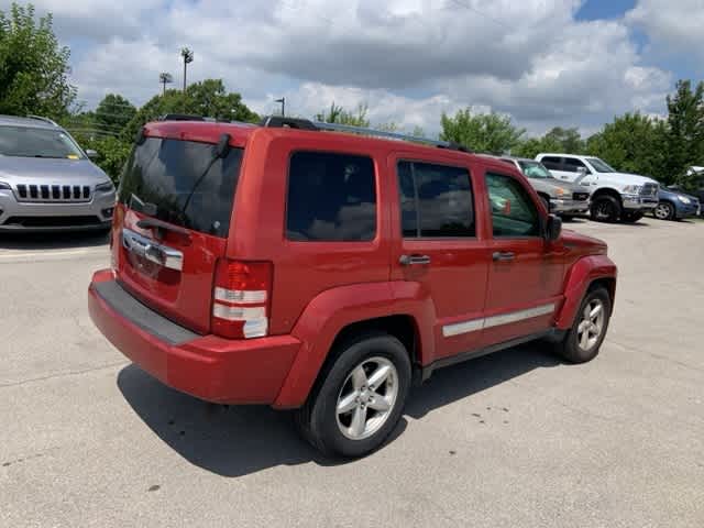 Thumbnail: 2010 Jeep Liberty - 13