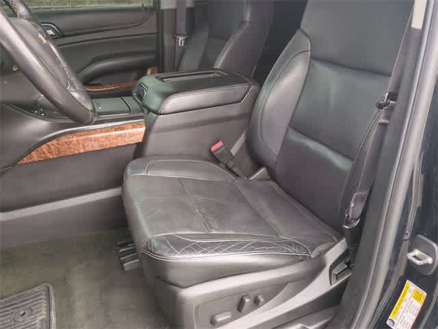 Thumbnail: 2016 Chevrolet Tahoe - 17