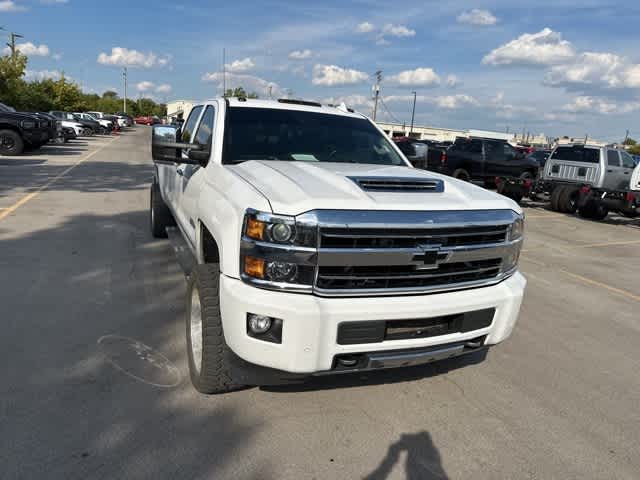 Thumbnail: 2019 Chevrolet Silverado 3500 - 30