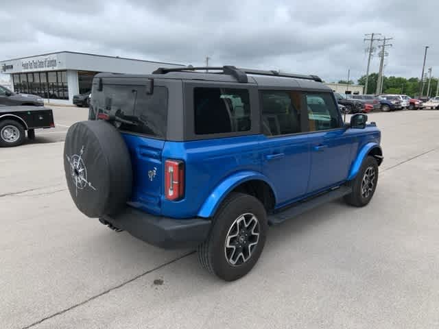 2022 Ford Bronco Outer Banks 23