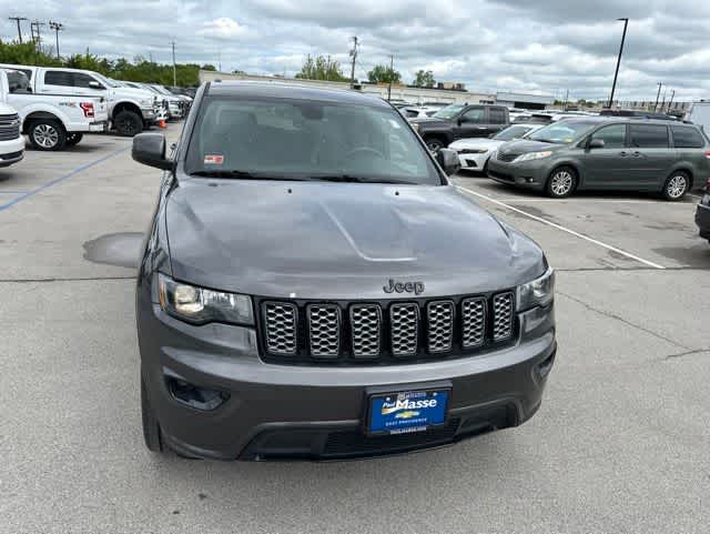 Thumbnail: 2017 Jeep Grand Cherokee - 25