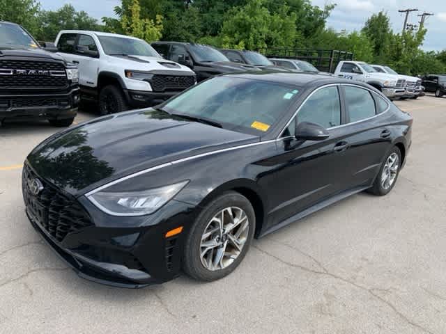 Thumbnail: 2022 Hyundai Sonata - 2