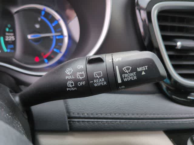 Thumbnail: 2020 Chrysler Pacifica - 27