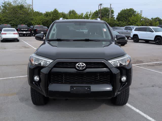 Thumbnail: 2015 Toyota 4Runner - 3
