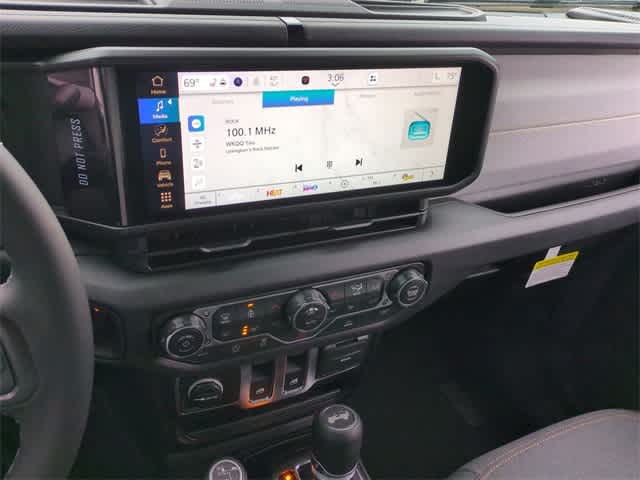 Thumbnail: 2026 Jeep Wrangler - 27