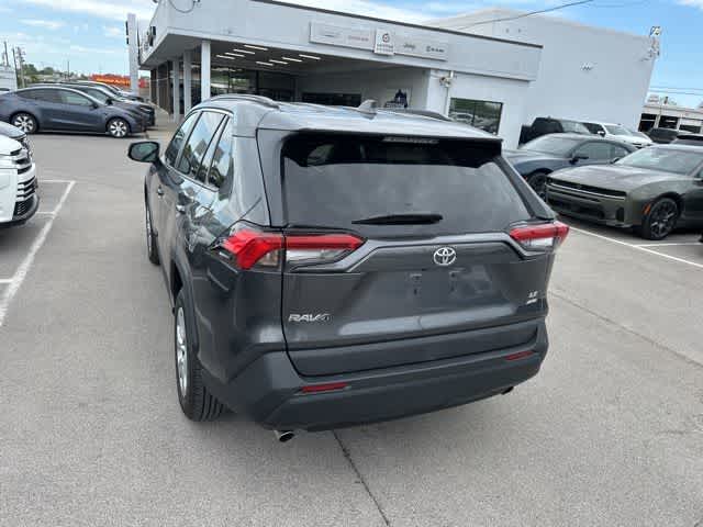 Thumbnail: 2020 Toyota RAV4 - 13