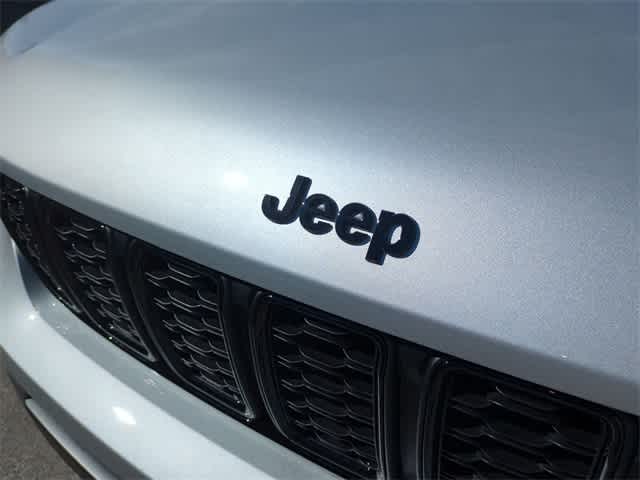 Thumbnail: 2025 Jeep Grand Cherokee L - 12