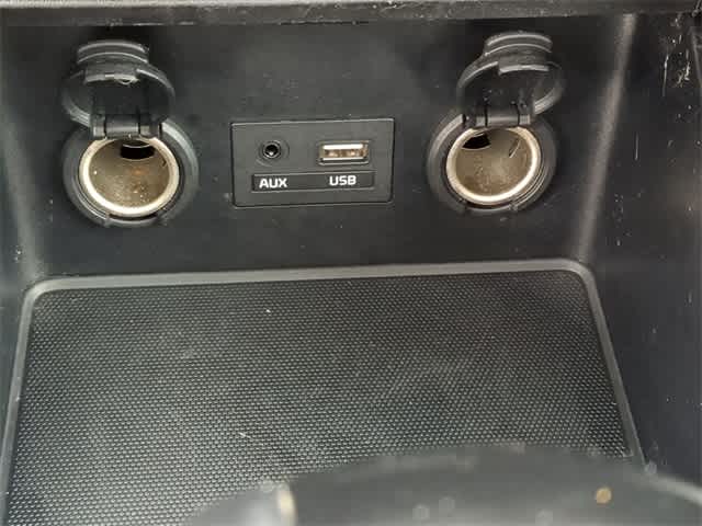 Thumbnail: 2018 Kia Forte - 31