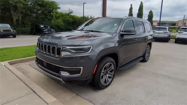 Thumbnail: 2023 Jeep Wagoneer - 4