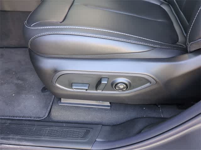 Thumbnail: 2025 Jeep Grand Cherokee L - 18