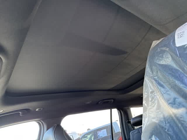 Thumbnail: 2025 Jeep Grand Cherokee L - 12