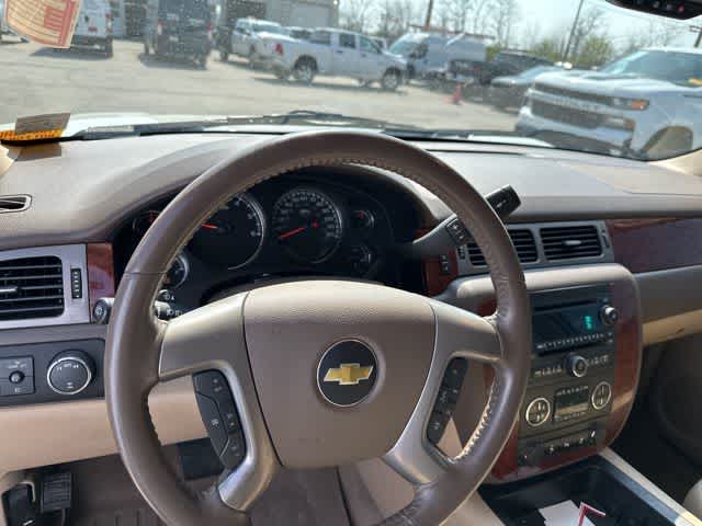 Thumbnail: 2013 Chevrolet Tahoe - 6