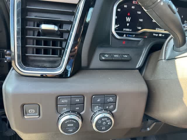 Thumbnail: 2024 GMC Sierra 3500 - 11