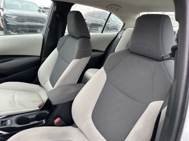 Thumbnail: 2022 Toyota Corolla - 4