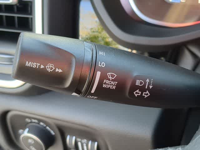 Thumbnail: 2026 RAM 1500 - 29