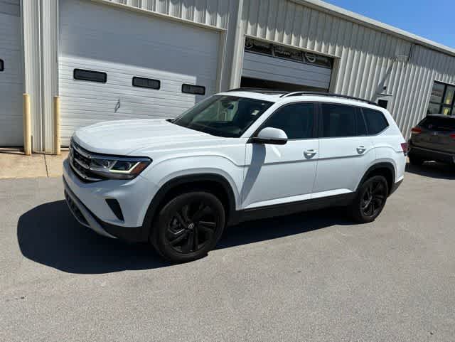 Thumbnail: 2022 Volkswagen Atlas - 17