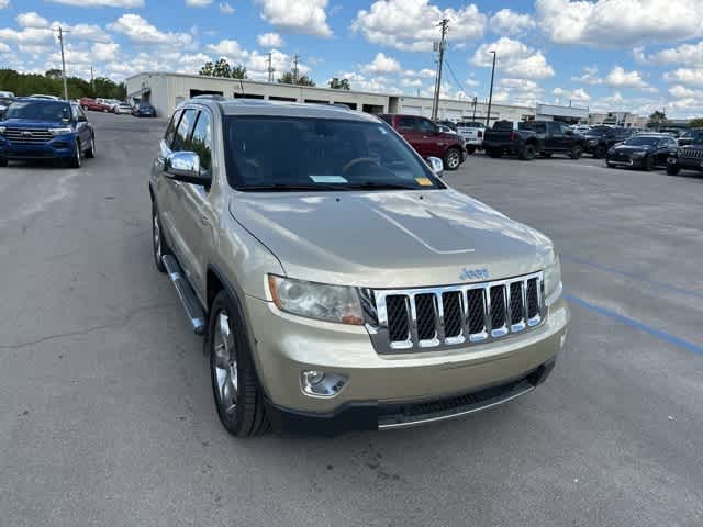 Thumbnail: 2011 Jeep Grand Cherokee - 26