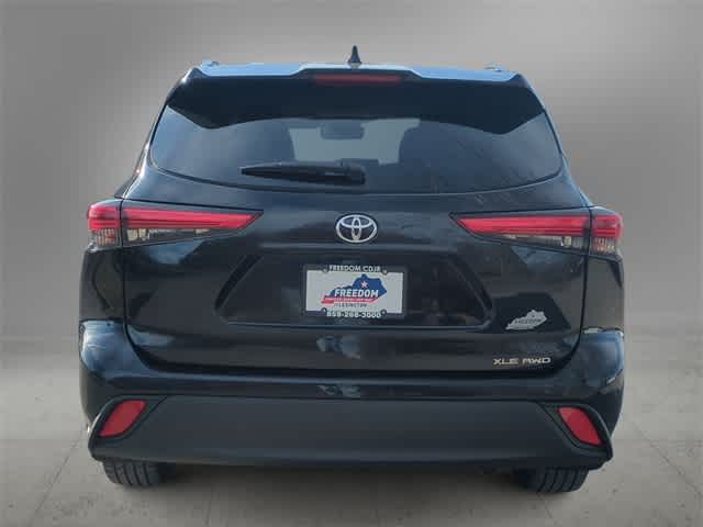 Thumbnail: 2020 Toyota Highlander - 7