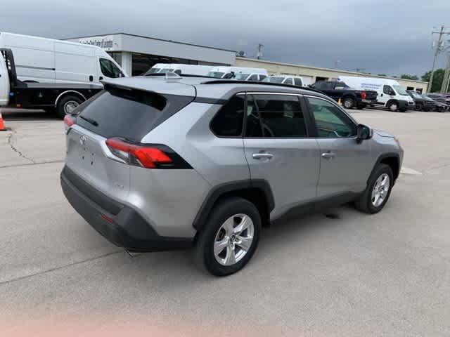 Thumbnail: 2019 Toyota RAV4 - 24