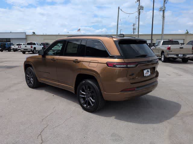 Thumbnail: 2026 Jeep Grand Cherokee - 6