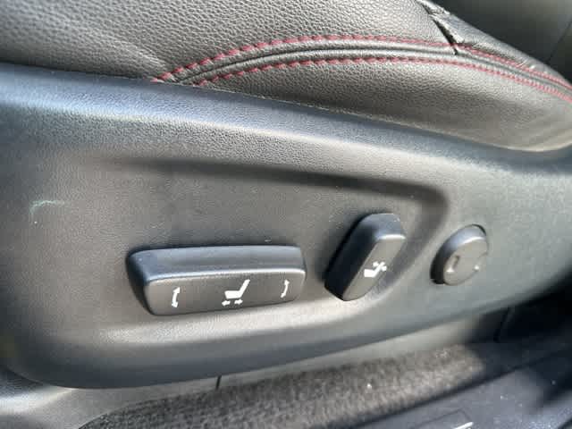 Thumbnail: 2020 Toyota 4Runner - 13