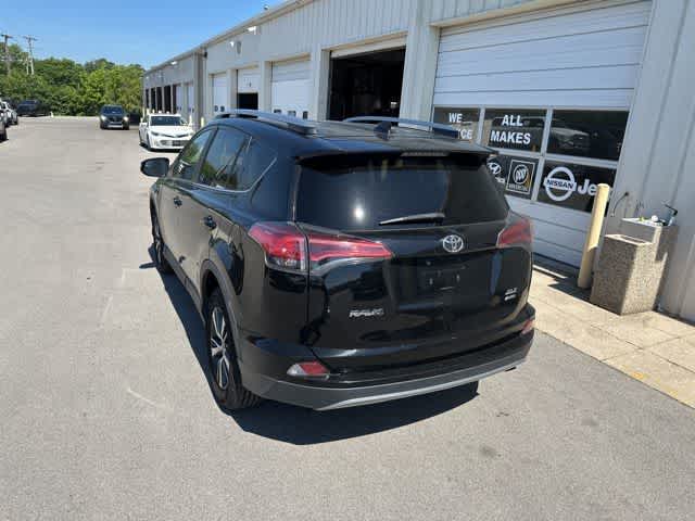 Thumbnail: 2017 Toyota RAV4 - 19