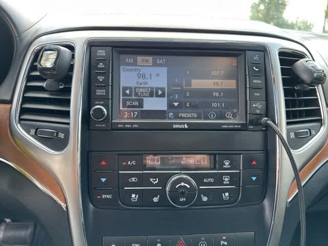 Thumbnail: 2011 Jeep Grand Cherokee - 7