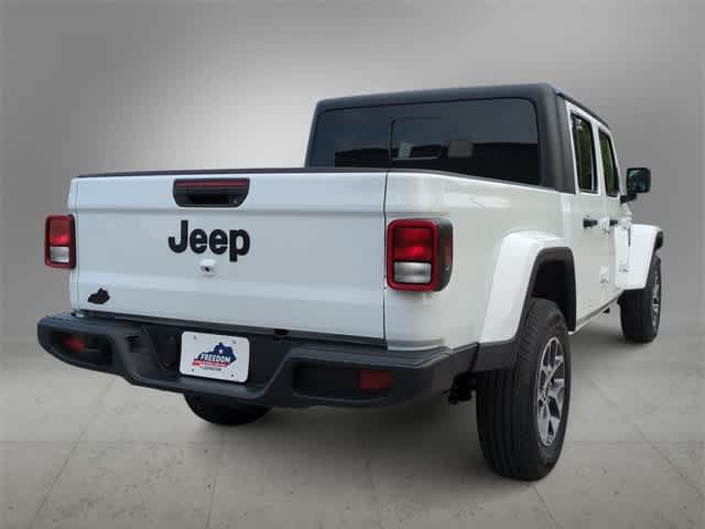 Thumbnail: 2025 Jeep Gladiator - 8