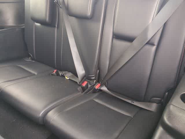 Thumbnail: 2019 Toyota Highlander - 37