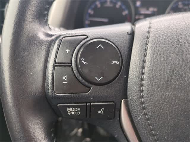 Thumbnail: 2017 Toyota RAV4 - 24