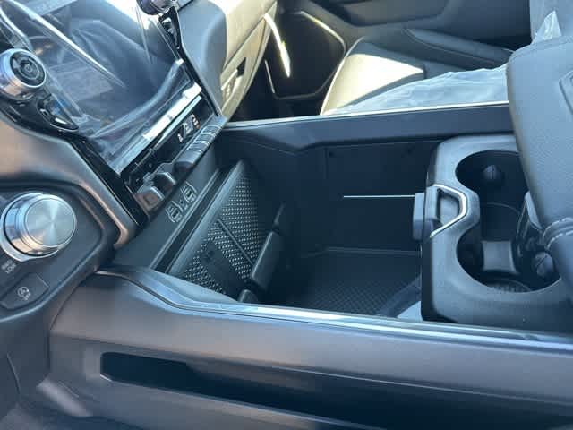 Thumbnail: 2026 RAM 1500 - 8