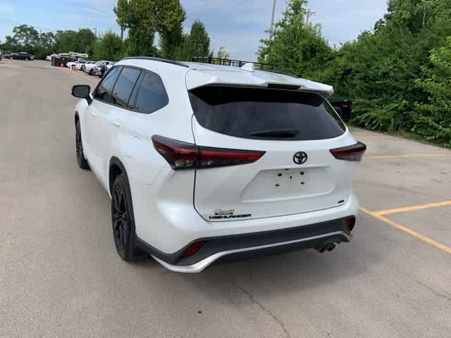 Thumbnail: 2023 Toyota Highlander - 20