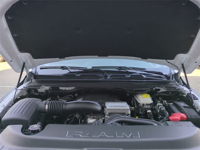 Thumbnail: 2026 RAM 1500 - 15