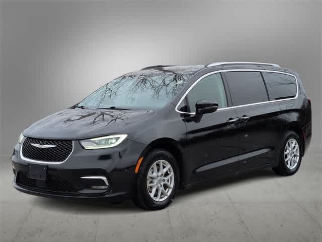 Thumbnail: 2021 Chrysler Pacifica - 4