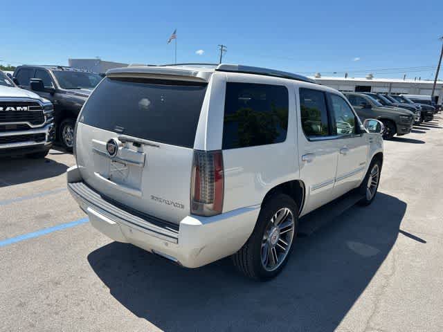 Thumbnail: 2013 Cadillac Escalade - 21