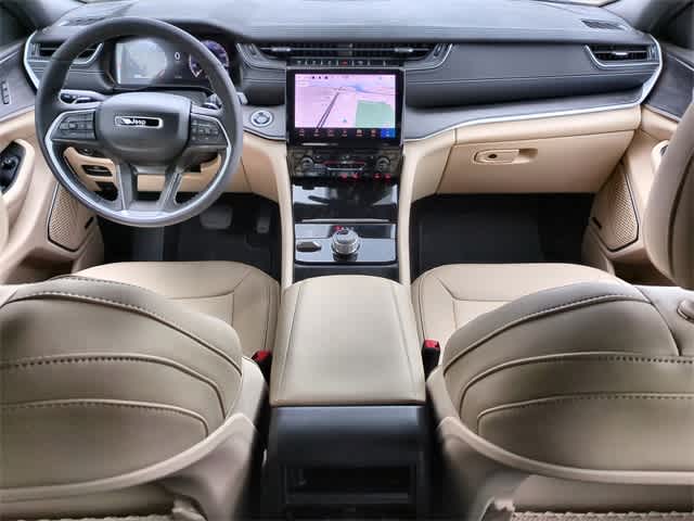 Thumbnail: 2025 Jeep Grand Cherokee - 16